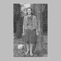 040-0054 Helga Klewitz im Jahre 1941 .JPG